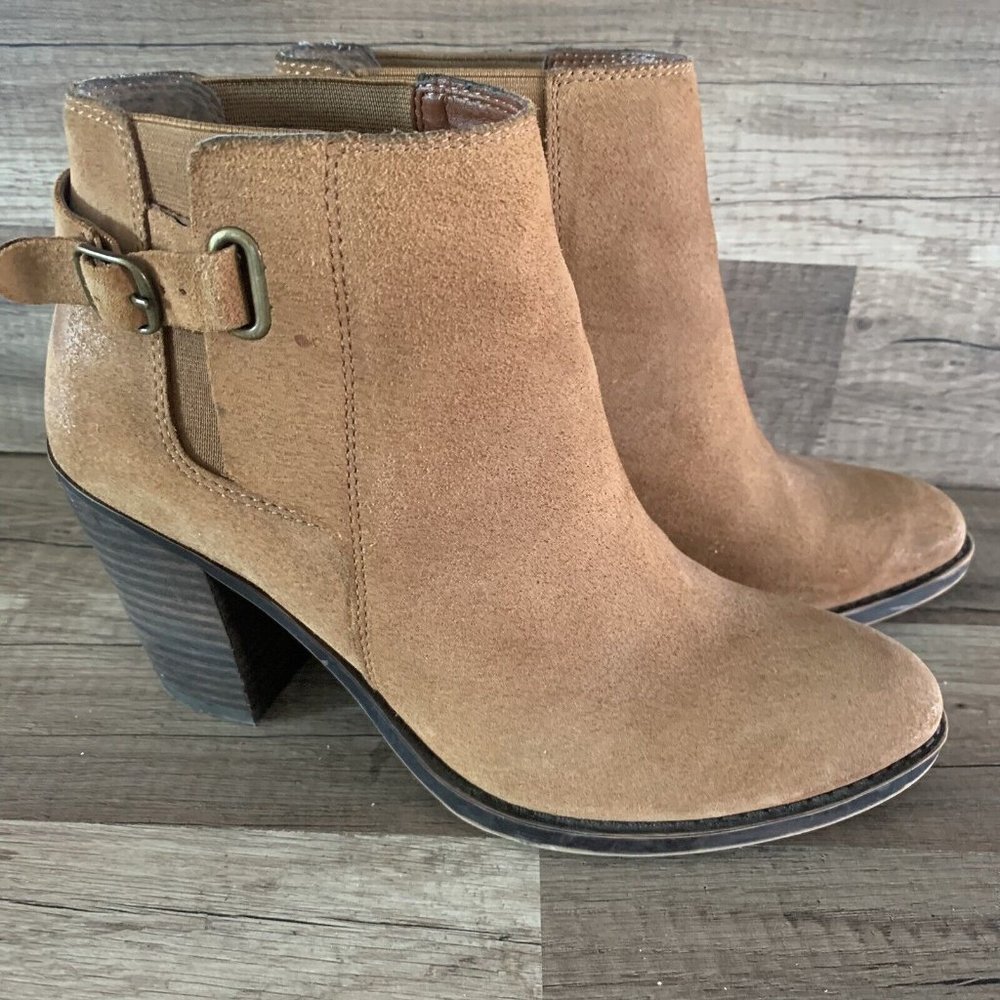 Lucky Brand Esperanza Tan suede heeled boots  booties size 7.5